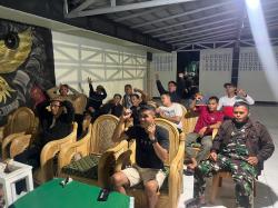 Semangat Membara! Kodim 0423/BU Gelar Nonton Bareng Meriah Bersama Warga di Graha Pamungkas