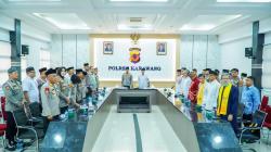 Sambut Hari Bhayangkara ke-80, Polres Karawang Gelar Doa Bersama Lintas Agama
