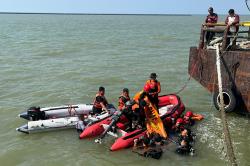 Nyebur saat Mancing, Pemuda Kendal Tewas Tenggelam di Perairan Dermaga Pelabuhan Kaliwungu