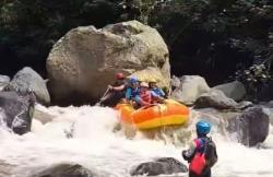 Batu Rafting Tantang Adrenalin, Tak Kalah Garang dari Sungai Pekalen