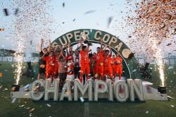 Kalahkan Muria Jaya FC, Tim Bader FC Juara Super Copa 100 Gontor