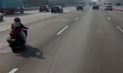 Keliru Baca Google Maps, Motor Dikendarai Kokom Komalasari Terobos Gate Tol Karawang Barat
