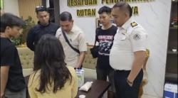 Gagalkan Penyelundupan Sabu 20 Gram ke Rutan Surabaya, Petugas Curigai Pengunjung Bawa Kotak Susu