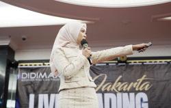 Edukasi Pasar Keuangan, Cenli Yani Kenalkan Strategi 3 EMA
