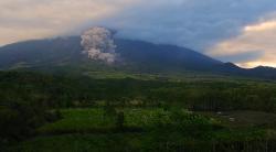 Gunung Semeru Erupsi, Awan Panas Meluncur 4 Km ke Besuk Kobokan