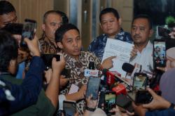 Menteri Kehutanan Raja Juli Antoni Akui Terima Amplop dari Bupati Kuansing