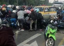 Mobil Pegawai BP Batam Hantam 8 Motor di Lampu Merah K-Square