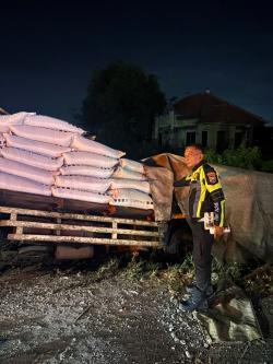 Truk Ditabrak dari Belakang di Krian, Sopir Tewas Terlindas Saat Berusaha Menyelamatkan Diri