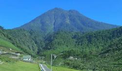 Gunung Kawi Ramai Dibahas, Pengelola Tegaskan Bukan Tempat Pesugihan