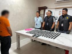 Gerebek Hotel di Medan, Polisi Sita 128 Vape Narkoba Internasional di Bawah Bantal