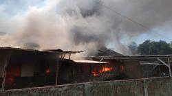 Breaking News: Asrama Rindam XIV Hasanuddin di Gowa Terbakar, 5 Rumah Hangus