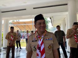 Ringankan Beban Orangtua, Bupati Aep Bakal Gratiskan LKS untuk Siswa SD hingga SMP di Karawang