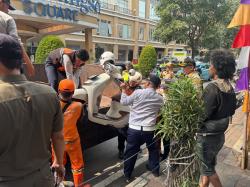 Parkir Sembarangan di Kawasan Mal Dharmawangsa Kebayoran Baru, Belasan Motor Diangkut Petugas