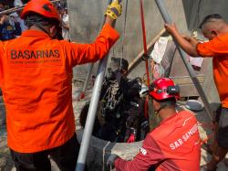 Kakek Berusia Hampir 100 Tahun Tewas Tercebur Sumur di Gresik, Evakuasi Dramatis