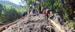 Penantian Warga Berakhir, Jalan Lingkungan Kampung Cigebang Akhirnya Dibangun Pemdes Kertasari