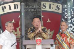 Eks Jampidsus Febrie Adriansyah Jadi Tersangka Korupsi dan TPPU, Kejagung: Belum Ditahan