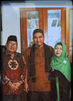 Teruskan Perjuangan Sang Ayah, Asim Dames Dirikan Yayasan Babah Dames Indonesia