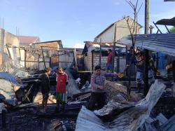 ‎Lima Rumah Terbakar di Hamadi Jayapura, Dugaan Awal Akibat Korsleting Listrik