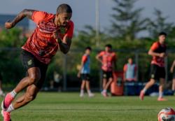 Baru Dua Kali Latihan, Alex Martins Sudah Berani Bicara Peluang Persebaya Jadi Juara