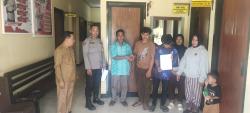 Pemuda di Pasangkayu Curi 4 Tandan Sawit, Pemilik Pilih Damai di Kantor Polisi