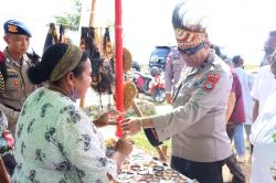 Kapolda Papua Barat Daya Hadiri Festival Rakyat 2026, Dukung UMKM dan Ekonomi Lokal