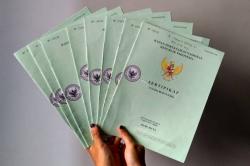 Gratis untuk MBR, Menteri ATR Nusron Targetkan 8 Juta Sertifikat Tanah