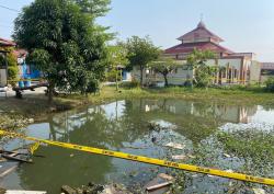 Saksi Ungkap Detik-detik Dua Anak Tenggelam di Bekas Galian Empang di Karawang
