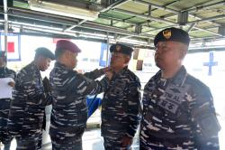 Lettu Laut Aji Pramono Gantikan Kapten Laut Makin Jabat Komandan KAL Pulau Menjangan