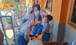 Dramatis! Siswa SD Islam Primadana Praktik Selamatkan Korban Bencana saat MPLS