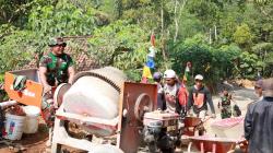 Jalan TMMD Purworejo Dibangun dengan Adukan Beton Berkualitas, Ini Rahasianya