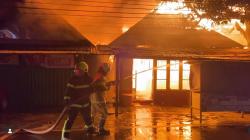 Tujuh Rumah Ludes Terbakar di Tenggarong, Kerugian Ditaksir Miliaran Rupiah