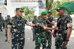 Pangdam Diponegoro Cek Kesiapan Yonif TP 450-451, Tegaskan Prajurit TNI Harus Siap Operasi Tempur