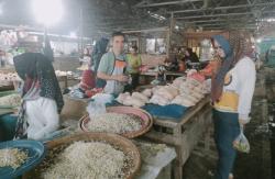 Efek MBG, Harga Sayur dan Telur Naik, Omzet Pedagang Anjlok
