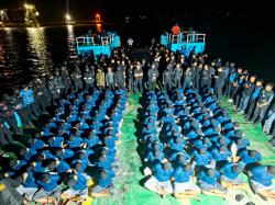 Ratusan Narapidana High Risk Dipindah dari Lapas Porong ke Nusakambangan