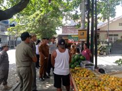 Bandel Berjualan di Trotoar, PKL di Jalan Letjen Suprapto Mulai Ditertibkan