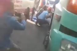 Kecelakaan Maut Depan Pabrik Sepatu di Jombang, Kontainer Rem Blong Hantam Kendaraan 2 Tewas