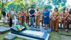 Jelang HUT ke-1276, Wali Kota Salatiga Tabur Bunga di Makam 2 Mantan Pemimpin Kota