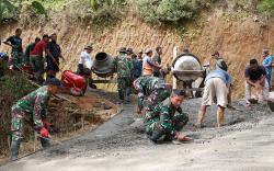 Pantang Kendur, Satgas TMMD dan Warga Watuduwur Kebut Pembangunan Sasaran Fisik