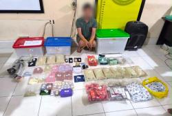 Gudang Narkoba di Kampar Digerebek, Polda Riau Sita 4 Kg Sabu dan Puluhan Ribu Pil Ekstasi