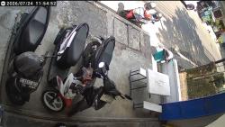 Terekam CCTV, Motor Karyawan RSUD Jombang di Samping Kamar Mayat Dicuri Sejoli
