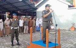 Satpol PP-WH Aceh Selatan Sosialisasikan Qanun Jinayat kepada Siswa SMAN 1 Tapaktuan