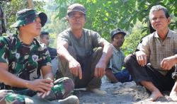 Awalnya Segan Ngobrol dengan TNI, Warga Watuduwur Kini Bilang: Kami Dapat Saudara Baru