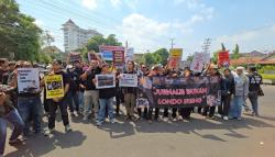 Wartawan Solo Raya Gelar Aksi Damai Protes, Tolak Pelebelan Londo Ireng