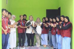Mahasiswa Ciptakan Alat Penangkap Tikus Berbasis Suara, Rektor Unigoro Monev KKN TK di Ngasem