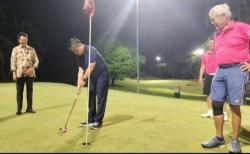 Alumni UK Petra Taklukkan 99 Hole Golf Sehari, Rekor MURI Pecah
