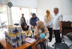 Balita Stunting di Tenggilis Dapat Bantuan Nutrisi