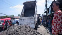 Semangat Gotong Royong Warga Labuhan Deli Dipuji Hasyim