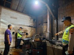 Dapur Produksi Keripik Singkong di Buayan Kebakaran, Diduga Dipicu Bara Api Sisa Tungku