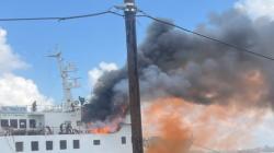 Kapal Penumpang KM Prince Soya Terbakar di Pelabuhan Samarinda