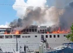 KM Prince Soya Terbakar saat Bersandar di Pelabuhan Samarinda, Pelayaran Ditunda